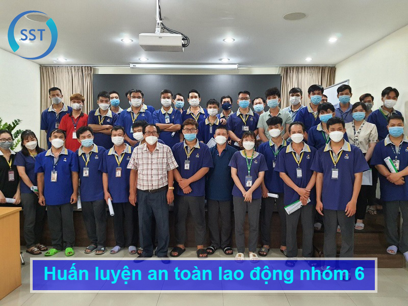 Tập huấn an toàn nhóm 6